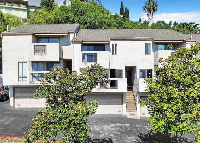 Property at 368 Travelodge Dr, El Cajon, CA 92020, 2 beds, 2.5 baths