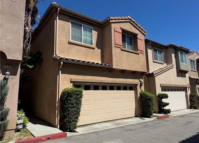 Property at 13312 Frederick Way, Sylmar, CA 91342, 3 beds, 2.5 baths