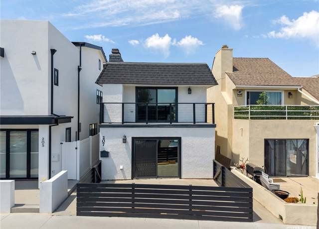 Property at 207 28th St, Newport Beach, CA 92663, 6 beds, 4 baths