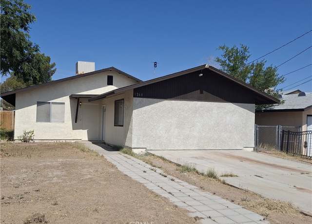 Property at 1260 Mirage Dr, Barstow, CA 92311, 3 beds, 2 baths