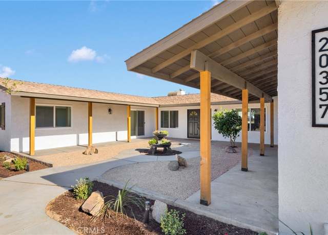 Property at 20357 Shoshonee Rd, Apple Valley, CA 92307, 3 beds, 2 baths