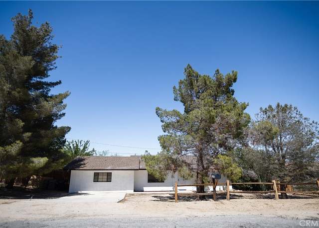 Property at 61680 Valley View Dr, Joshua Tree, CA 92252, 3 beds, 2 baths