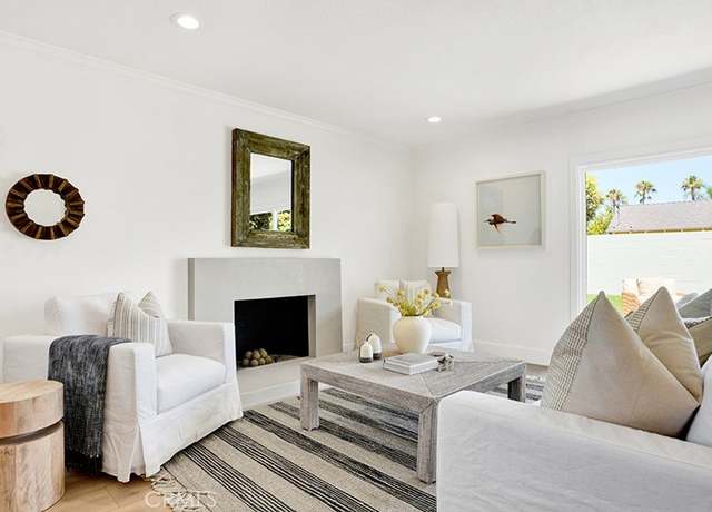 Property at 8411 Santana Cir, Huntington Beach, CA 92646, 3 beds, 2 baths
