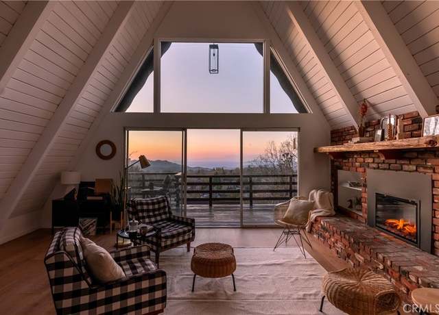 Property at 28930 Banff Dr, Lake Arrowhead, CA 92352, 3 beds, 3 baths