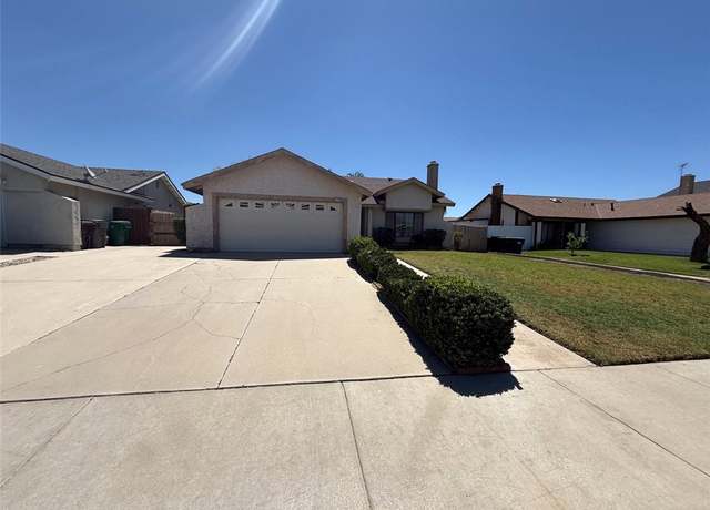 Property at 15450 Casa Grande St, Moreno Valley, CA 92551, 3 beds, 2 baths