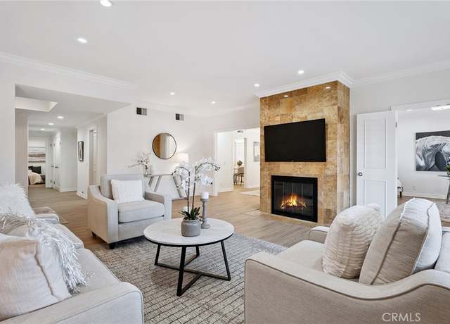Property at 5416 Zelzah Ave #202, Encino, CA 91316, 3 beds, 2.5 baths