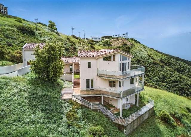 Property at 2501 Barrymore Dr, Malibu, CA 90265, 3 beds, 3 baths