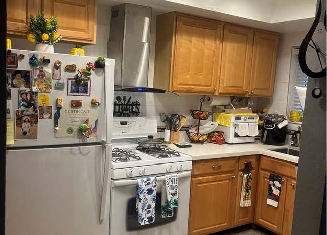 Property at 708 W Lambert Rd #6, La Habra, CA 90631, 2 beds, 1 bath