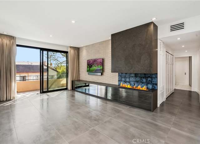 Property at 1223 Roxbury Dr #202, Los Angeles, CA 90035, 2 beds, 2 baths