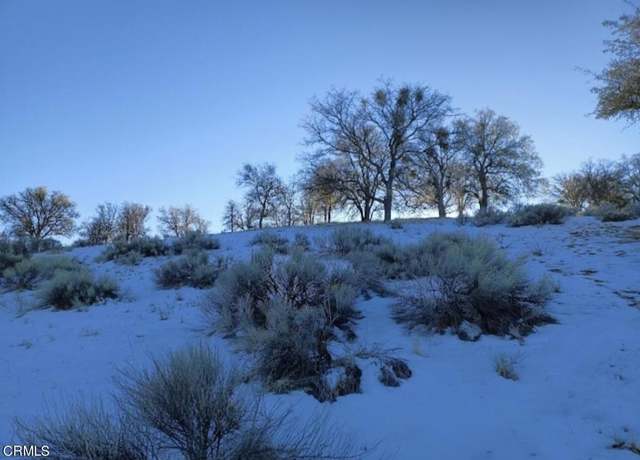 Property at 17900 Zurich Ct, Tehachapi, CA 93561