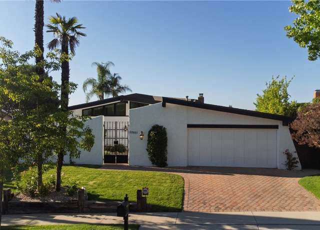 Property at 22651 Paul Revere Dr, Calabasas, CA 91302, 2 beds, 2.5 baths