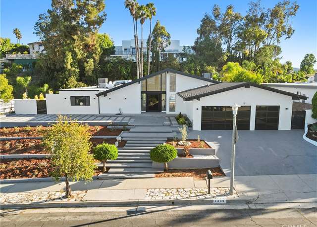 Property at 4230 Alonzo Ave, Encino, CA 91316, 4 beds, 4.5 baths