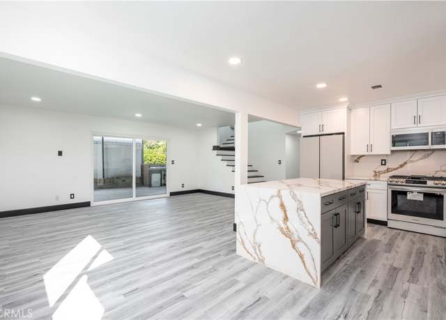 Property at 10864 Wolcott Pl, Mission Hills (san Fernando), CA 91345, 5 beds, 3 baths