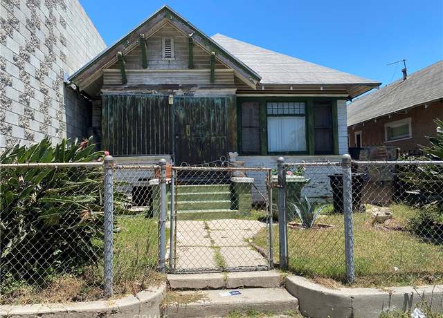 Property at 4010 Wall St, Los Angeles, CA 90011, 2 beds, 1 bath