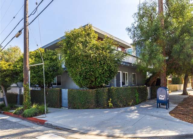 Property at 402 Pacific St, Santa Monica, CA 90405, 6 beds, 9 baths