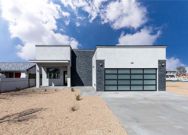 Property at 26322 Driftwood Ln, Helendale, CA 92342, 4 beds, 2.5 baths
