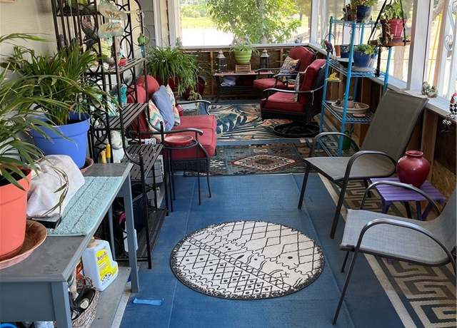Property at 55524 Yucca Trl #10, Yucca Valley, CA 92284, 2 beds, 2 baths