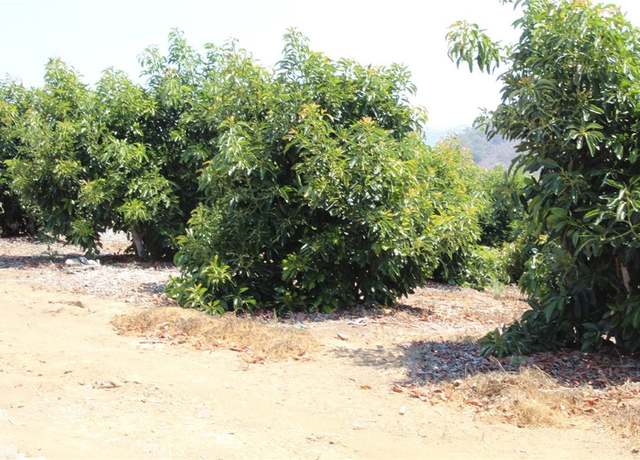 Property at 4 Via Vaquero Rd, Temecula, CA 92590