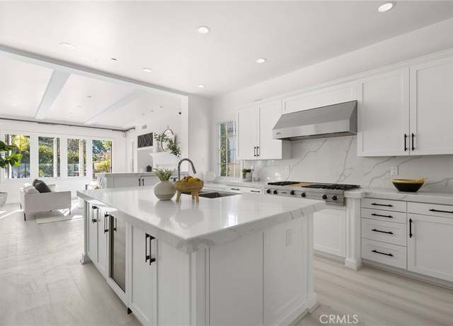 Property at 32 Wharfside Dr, Newport Coast, CA 92657, 4 beds, 3.5 baths