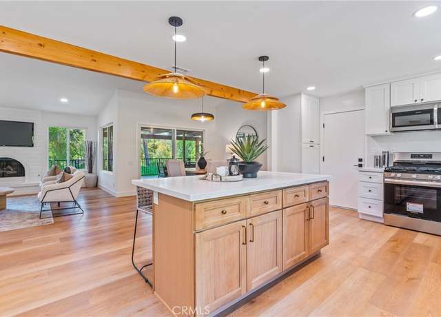 Property at 23491 Via Murillo, Mission Viejo, CA 92692, 2 beds, 2 baths