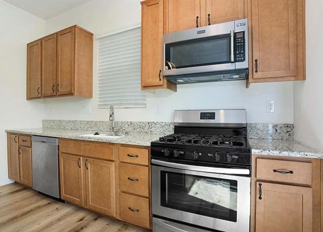 Property at 1455 Banahaw Way #1, Chula Vista, CA 91915, 2 beds, 2.5 baths