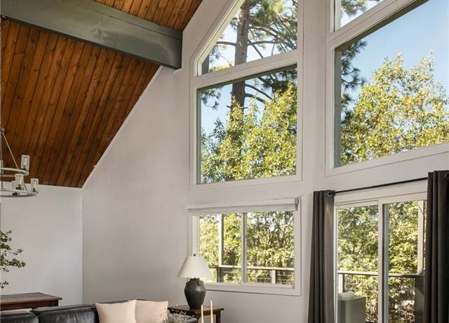 Property at 1275 Golden Rule Ln, Lake Arrowhead, CA 92352, 4 beds, 2 baths