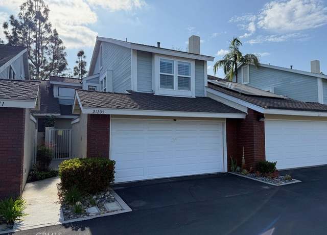 Property at 21205 Serra #42, Lake Forest, CA 92630, 2 beds, 2.5 baths