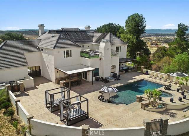 Property at 33120 Vino Way, Temecula, CA 92591, 8 beds, 5.5 baths
