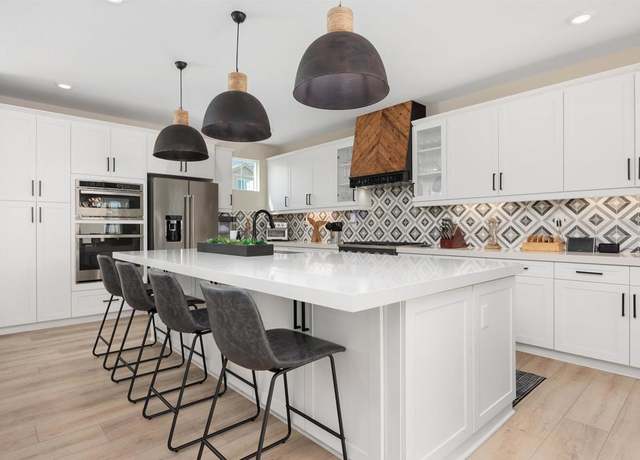Property at 12611 Stella Ln, San Diego, CA 92129, 4 beds, 3.5 baths