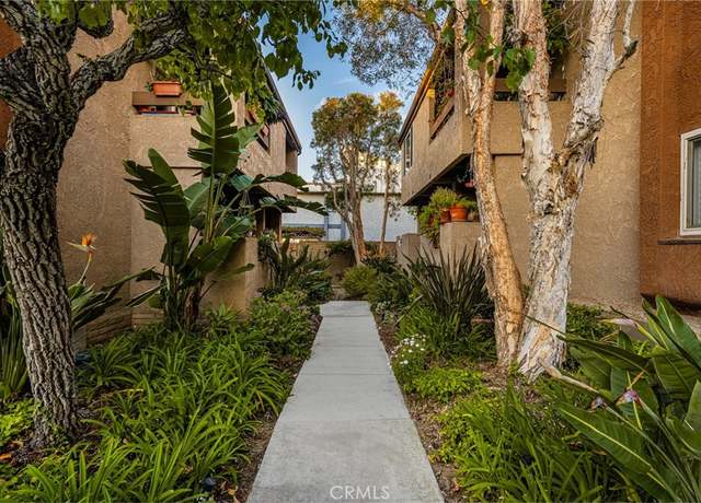 Property at 16927 Bluewater Ln, Huntington Beach, CA 92649, 1 bed, 1 bath