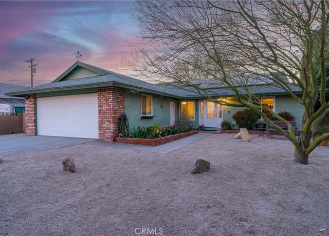 Property at 42709 40th St W, Lancaster, CA 93536, 3 beds, 2 baths