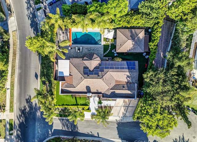 Property at 4060 Harclare Ln, Encino, CA 91436, 4 beds, 4 baths