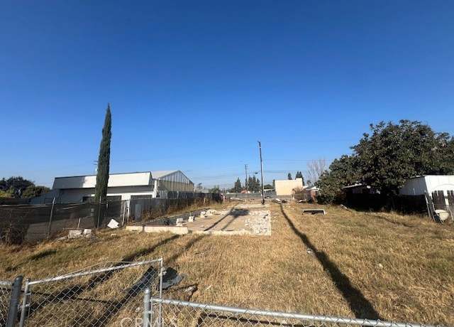Property at 971 W 2nd St, Pomona, CA 91766