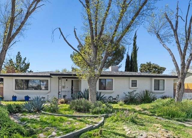 Property at 44835 12th St W, Lancaster, CA 93534, 4 beds, 2 baths