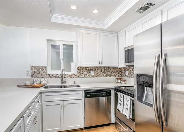 Property at 24311 Canyon Lake Dr N #19, Canyon Lake, CA 92587, 2 beds, 2 baths