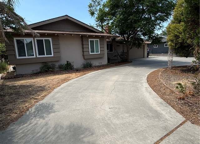 Property at 40603 Poppy Dr, Hemet, CA 92544, 3 beds, 2 baths