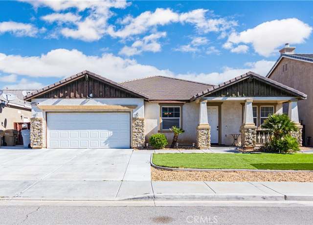 Property at 12936 Tehachapi St, Hesperia, CA 92344, 4 beds, 2 baths