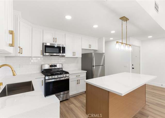Property at 87 Tennessee St Unit C, Redlands, CA 92373, 2 beds, 2.5 baths