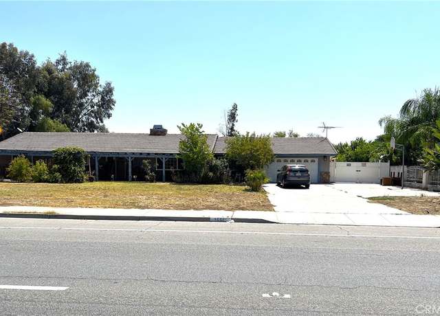 Property at 1061 N Perris Blvd, Perris, CA 92571, 3 beds, 2 baths