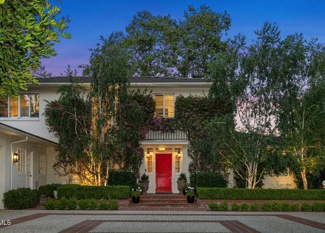 Property at 320 N San Rafael Ave, Pasadena, CA 91105, 4 beds, 4.5 baths