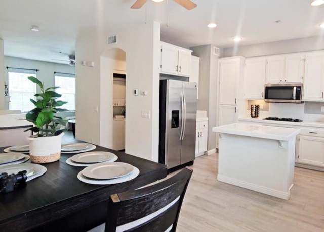 Property at 2203 Huntington Point Dr #4, Chula Vista, CA 91914, 3 beds, 2.5 baths