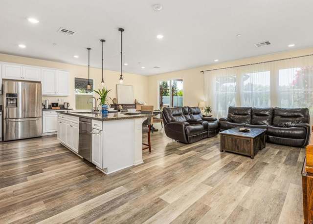 Property at 2910 Lucia Jade Loop, San Diego, CA 92139, 4 beds, 3.5 baths