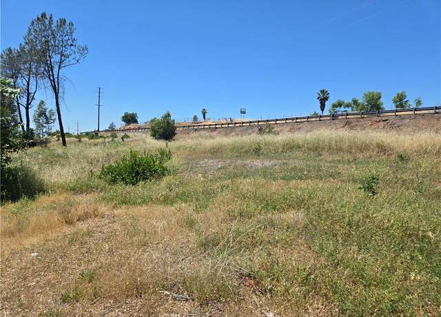 Property at 209 Pacific Dr, Paradise, CA 95969