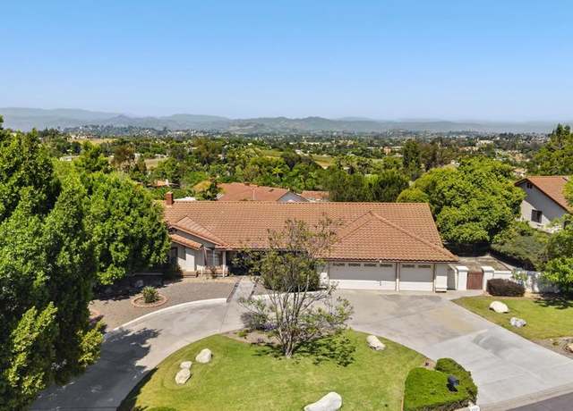 Property at 2221 Cortina Cir, Escondido, CA 92029, 3 beds, 3 baths