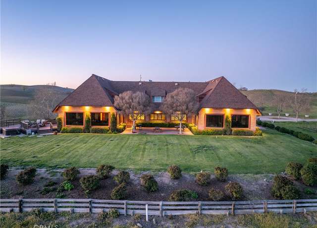 Property at 5010 Gate 4 Rd, Paso Robles, CA 93446, 8 beds, 6 baths