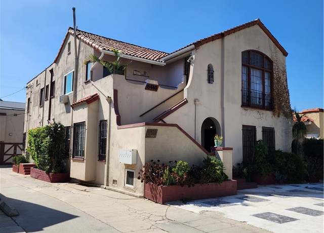 Property at 6416 La Mirada Ave, Los Angeles, CA 90038, 6 beds, 6.5 baths