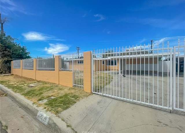 Property at 44739 3rd St E, Lancaster, CA 93535, 3 beds, 2.5 baths