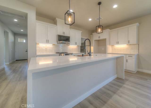 Property at 67825 Rio Vis, Cathedral City, CA 92234, 4 beds, 3 baths