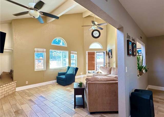 Property at 15055 Danielle Way, Lake Elsinore, CA 92530, 3 beds, 2 baths