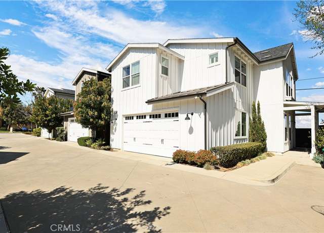 Property at 2294 Pacific Ave, Costa Mesa, CA 92627, 3 beds, 2.5 baths